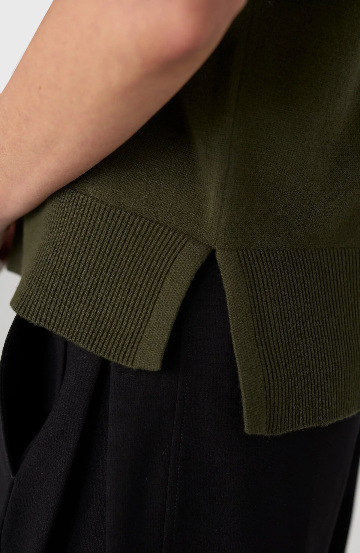 Short Sleeve V-neck Dolman Sweater