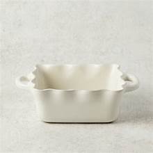 Square Ruffle Baker