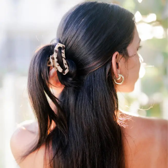 Open Blonde Tortoise Hair Clip
