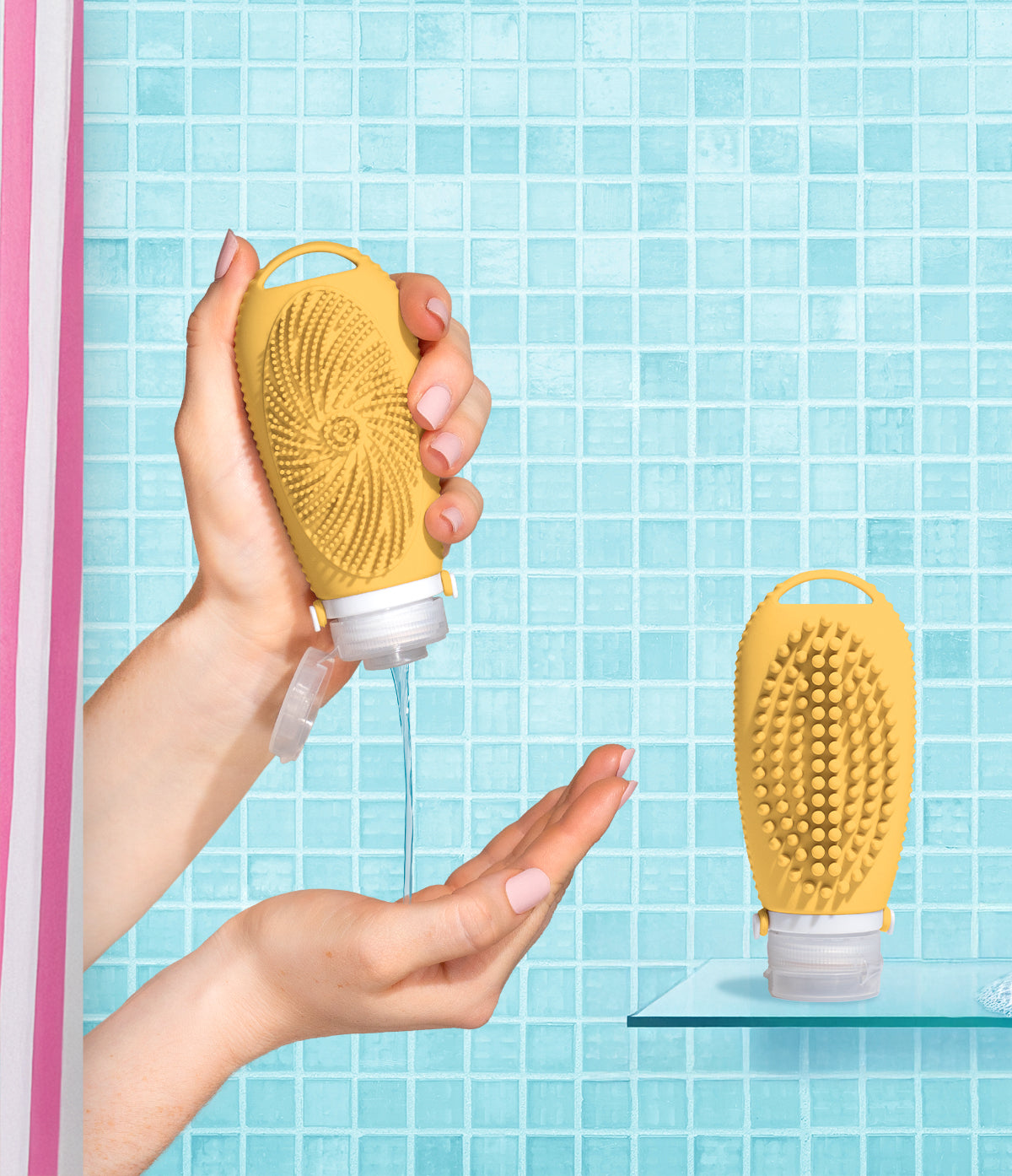 En Route Clean Getaway All-In-One Scrub Bottles