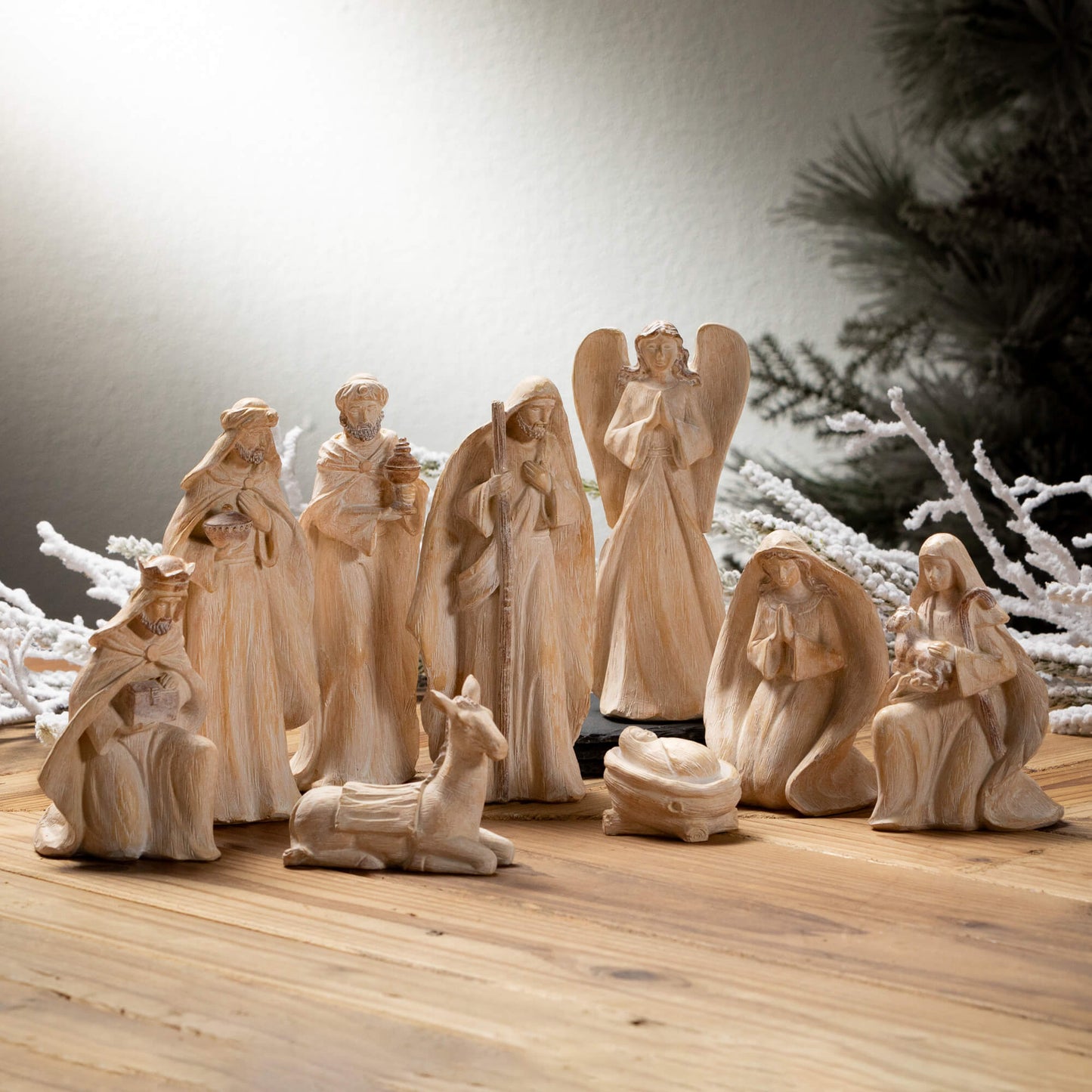 Nativity Set of 9 Figurines